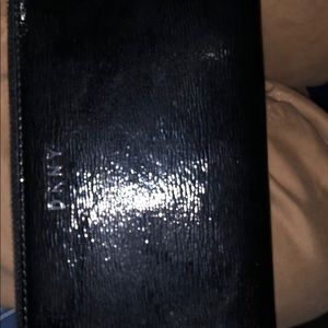 DKNY wallet